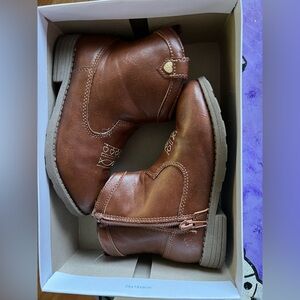 CARTERS BROWN COWGIRL BOOTS SIZE 12